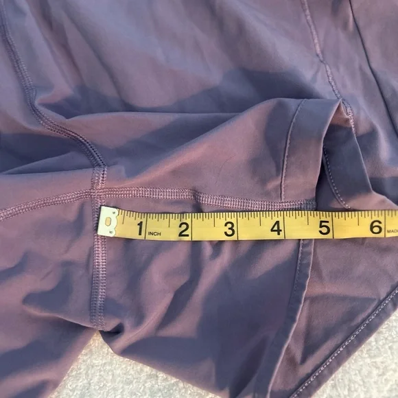 Lululemon Hotty-Hot High Rise Lined Shorts Size 6 - Picture 14 of 15